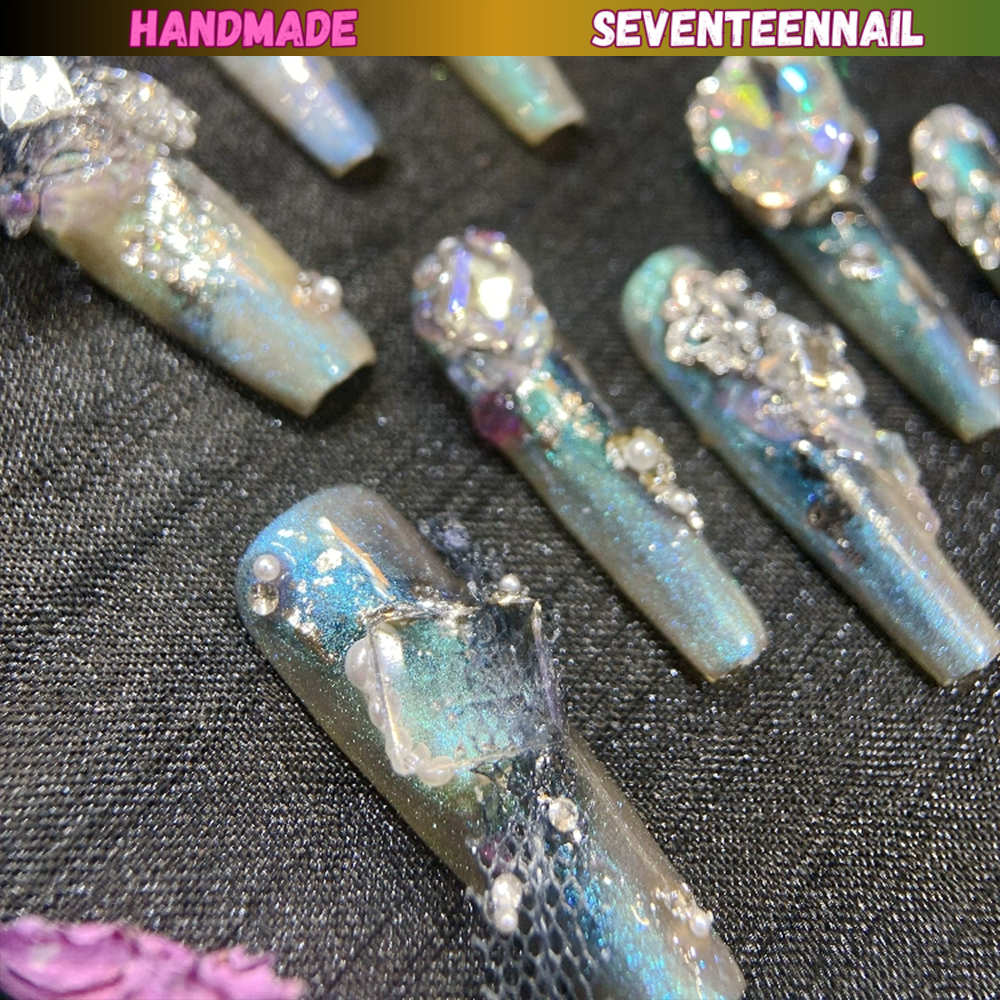 Aurora Ice Blue Crystal Elegance Press On Nails