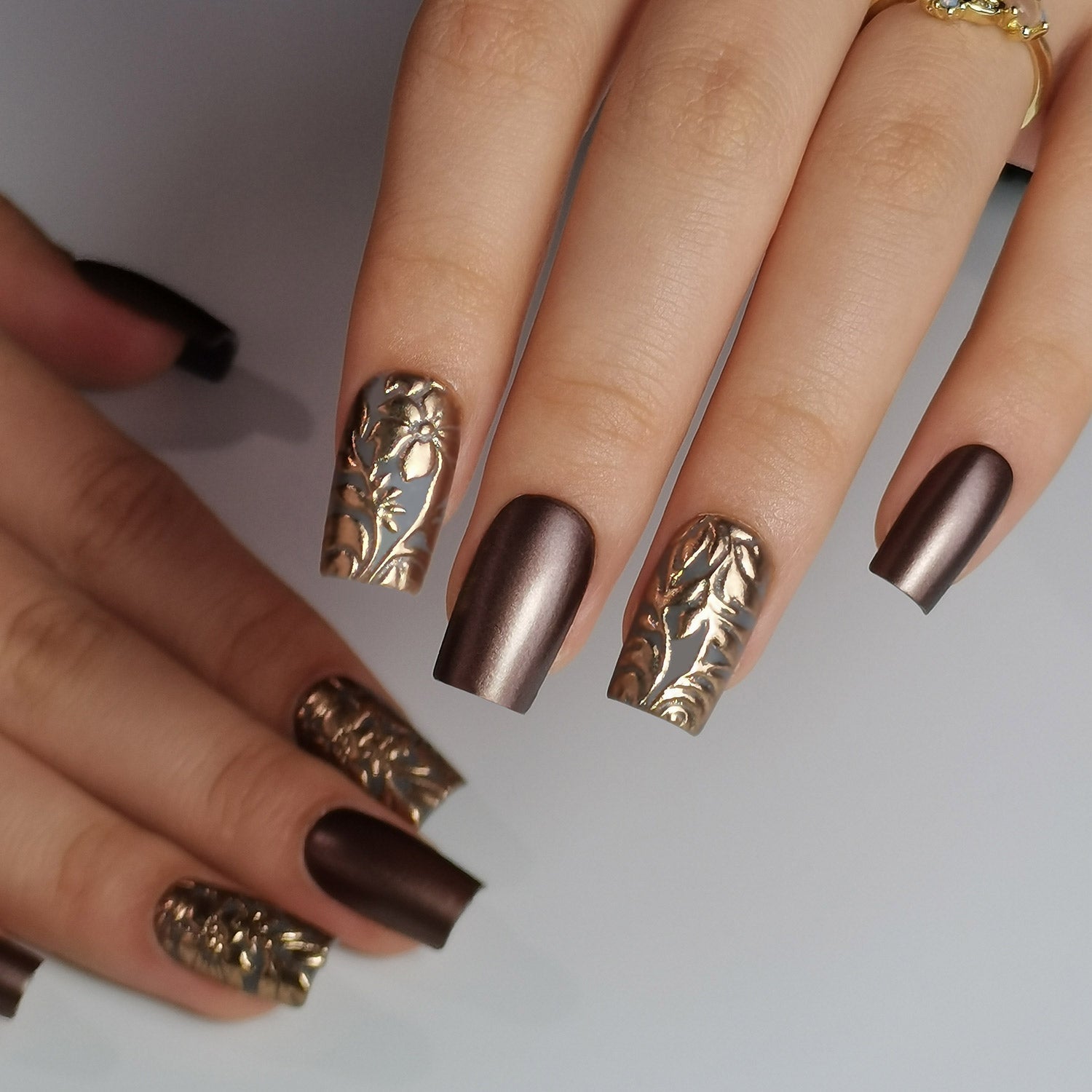 Gel Press On Nails 16 Sizes-32 Pcs Kit DK-24103