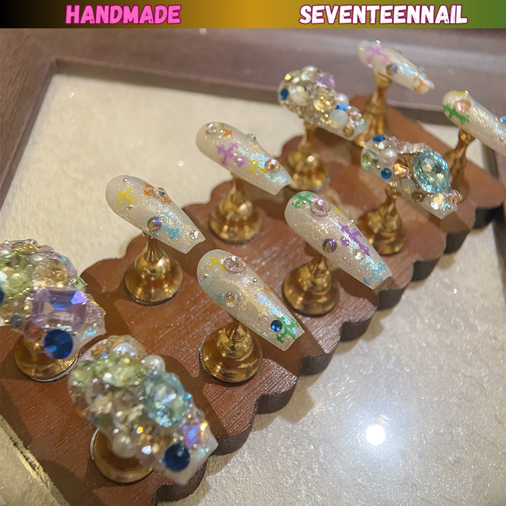 Radiant Faith Press On Nails