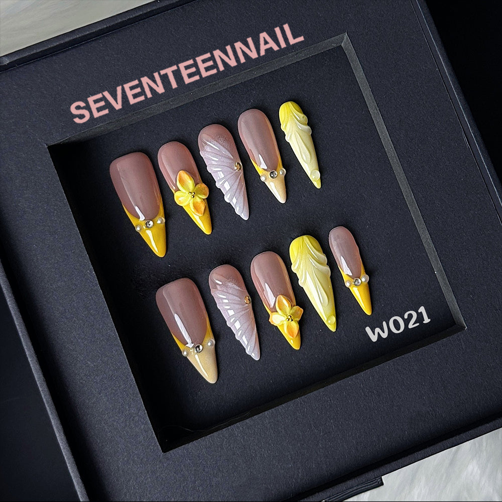 Wandering Sprites-Handmade Nails